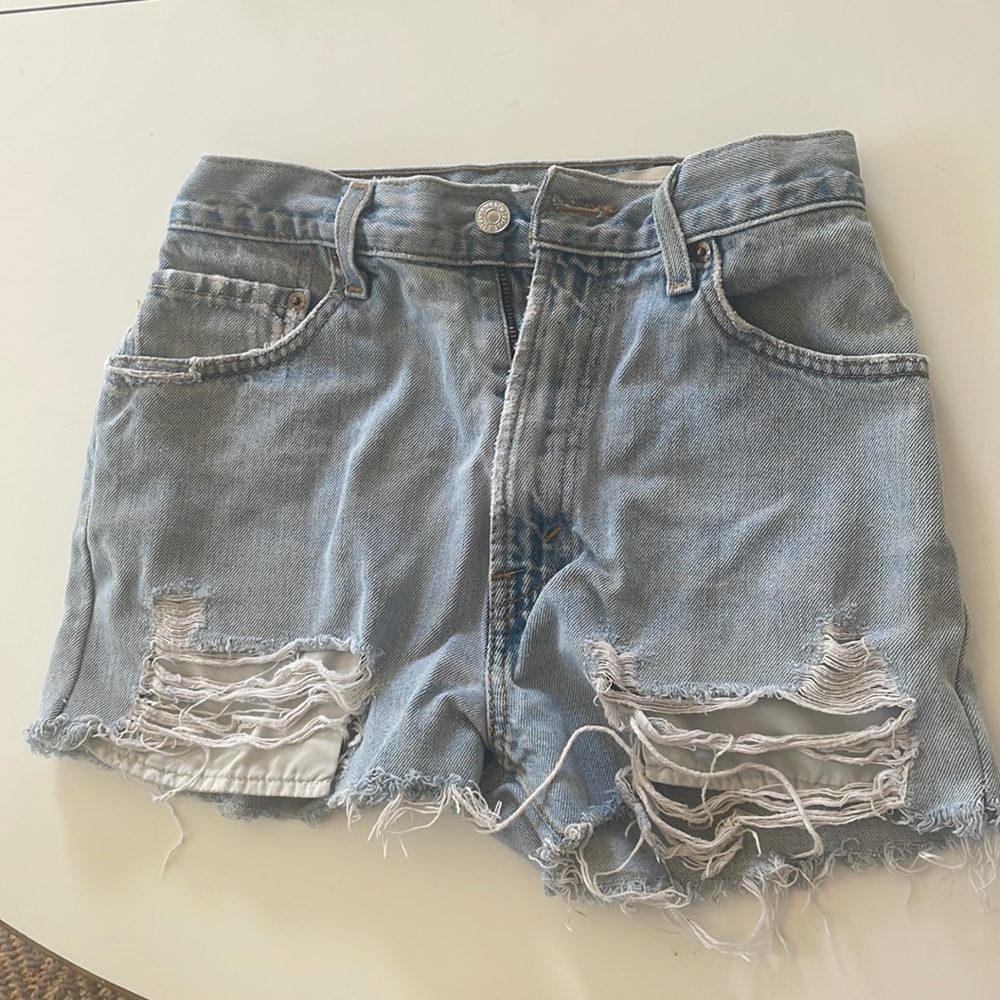 levi shorts